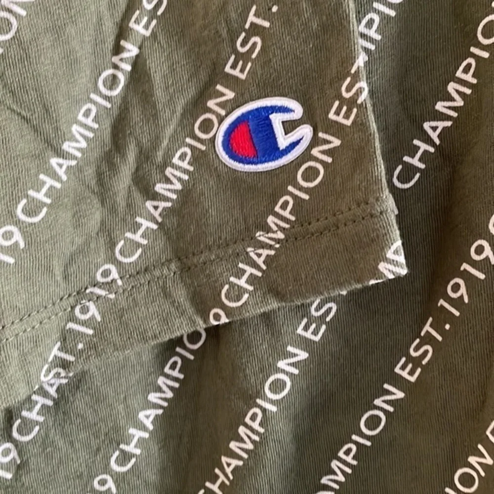 Champion Men’s All Over Graphic Tee Shirt Cotton 2XL Olive Green Streetwear - Picture 5 of 5
